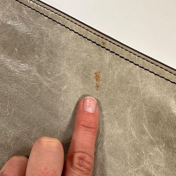 Hobo taupe leather wristlet purse with long crossbody strap - Picture 10 of 13